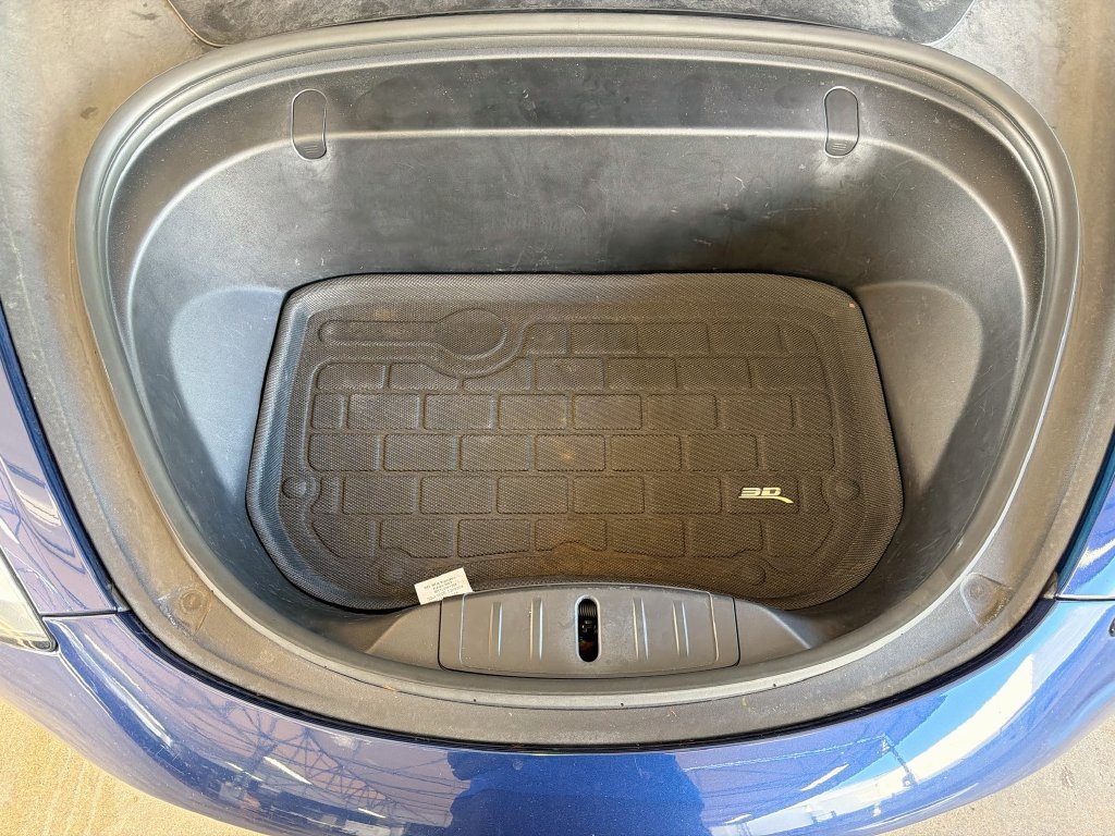 Used 2018 Tesla Model 3 Long Range RWD image 37