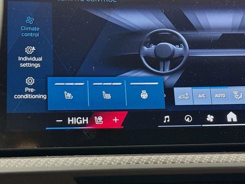 Used 2026 BMW XM Label Red image 21