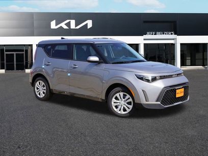 New 2025 Kia Soul LX