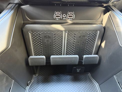 New 2025 RAM 2500 Laramie image 27