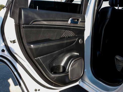 Used 2017 Jeep Grand Cherokee SRT image 52