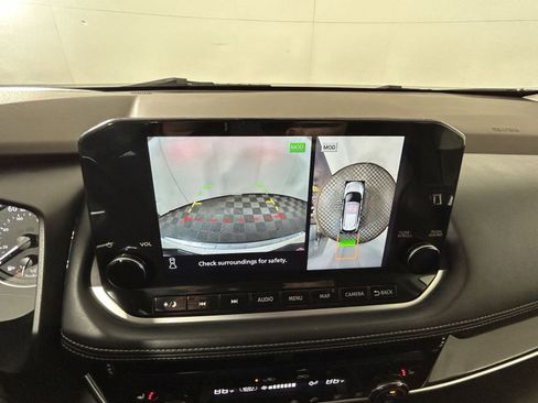 Certified 2023 Nissan Rogue SL w/ SL Premium Package image 9