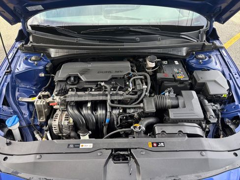 Used 2024 Hyundai Elantra SEL image 28