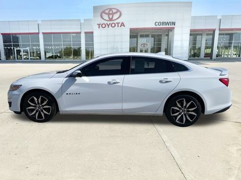 Used 2023 Chevrolet Malibu RS FWD image 2