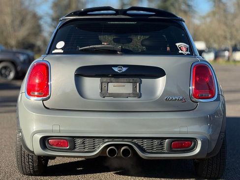Used 2015 MINI Cooper S image 4