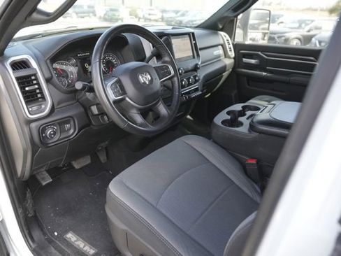 Used 2024 RAM 3500 Big Horn image 8