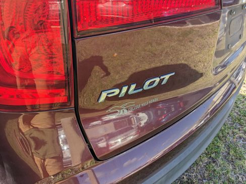 Used 2018 Honda Pilot EX-L image 12