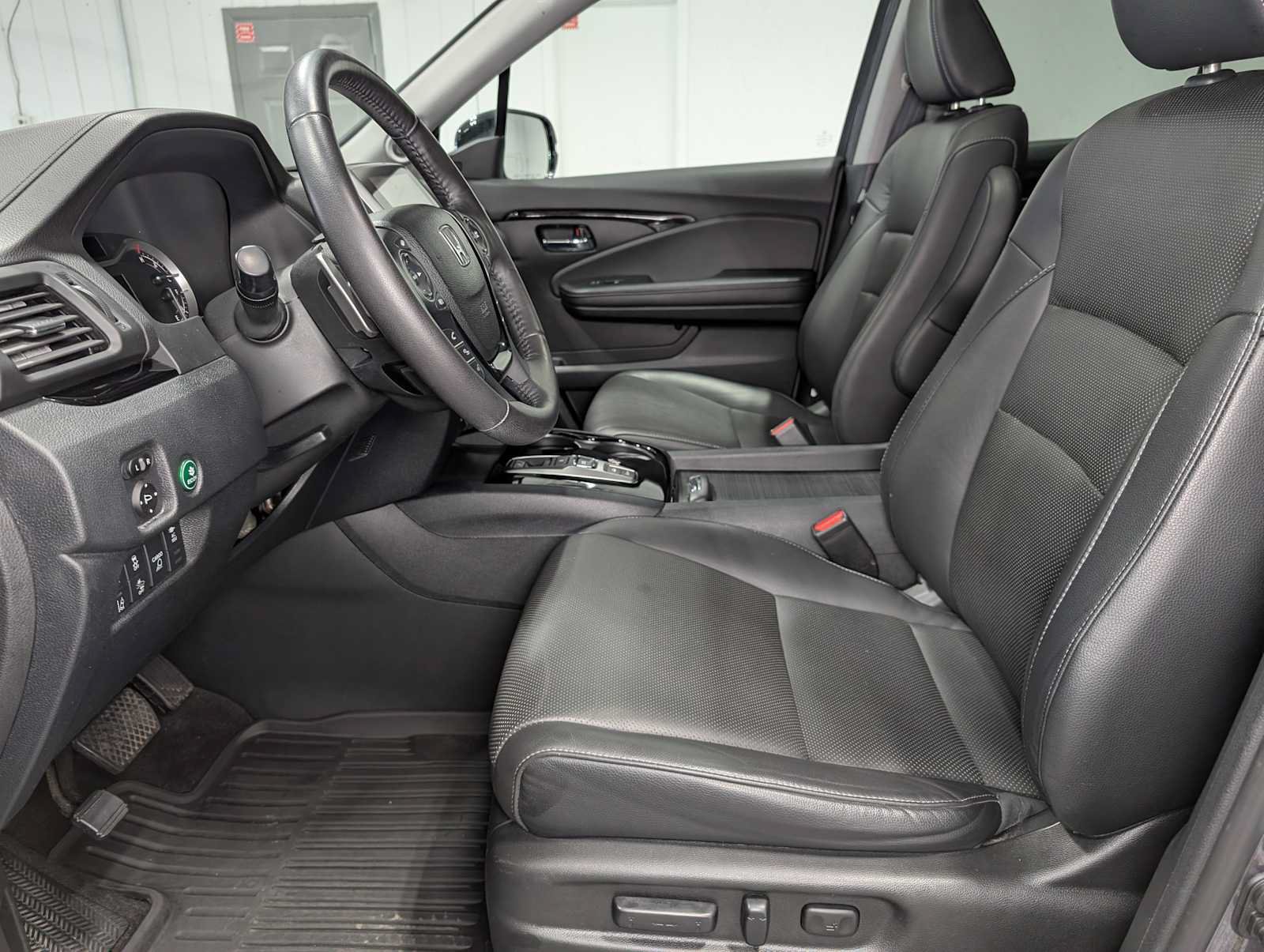 Used 2020 Honda Ridgeline RTL-E image 4