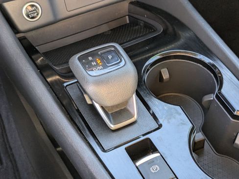 Used 2021 Nissan Rogue SV image 24