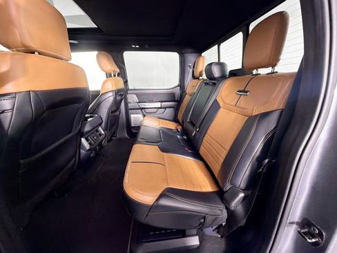 Used 2024 Ford F250 Platinum w/ FX4 Off-Road Package image 26