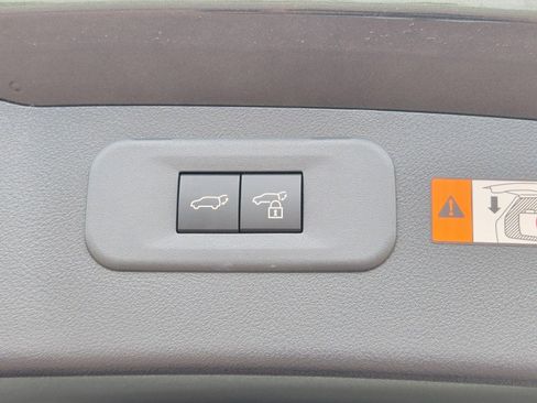 Used 2025 Lexus NX 250 FWD w/ Accessory Package (Z2) image 25