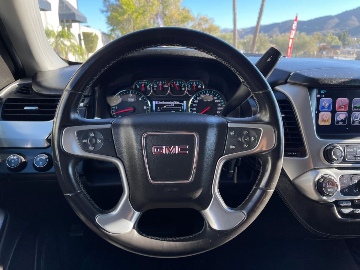 Used 2017 GMC Yukon SLE w/ SLE Value Package AWD/4WD image 15