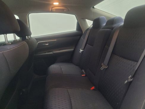 Used 2017 Nissan Altima 2.5 SV FWD image 18