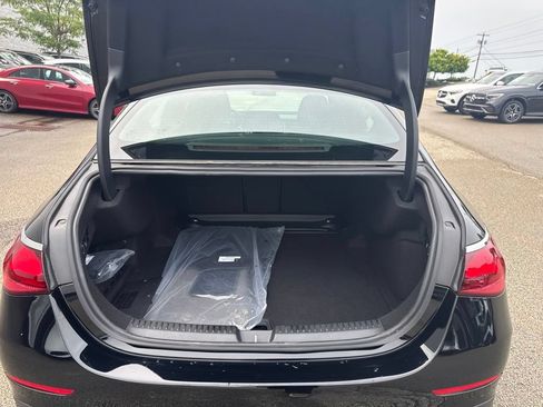 Used 2026 Mercedes-Benz E 350 4MATIC Sedan image 22