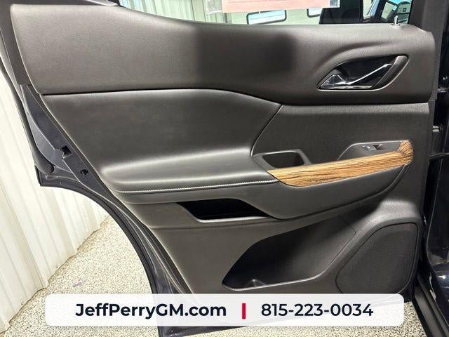 Used 2019 GMC Acadia Denali w/ Technology Package AWD/4WD image 26