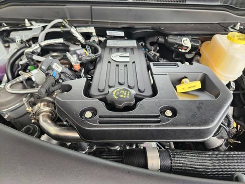New 2026 RAM 5500 Tradesman AWD/4WD image 23