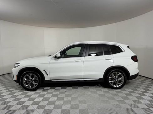 Used 2023 BMW X3 xDrive30i w/ Premium Package image 4