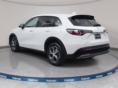 Used 2024 Honda HR-V EX-L image 8