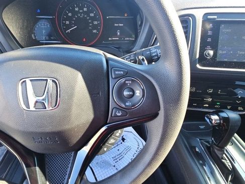 Certified 2022 Honda HR-V EX image 18
