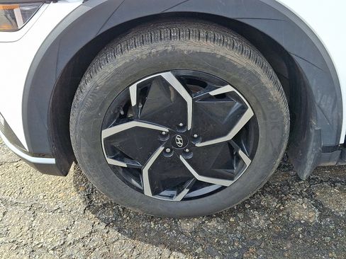 Used 2023 Hyundai Ioniq 5 SEL image 28