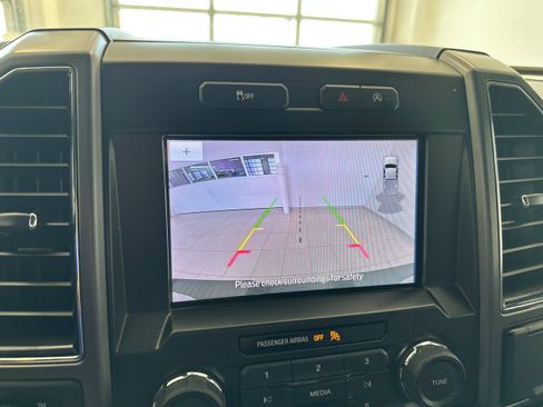 Used 2020 Ford F150 XLT w/ Equipment Group 302A Luxury AWD/4WD image 20