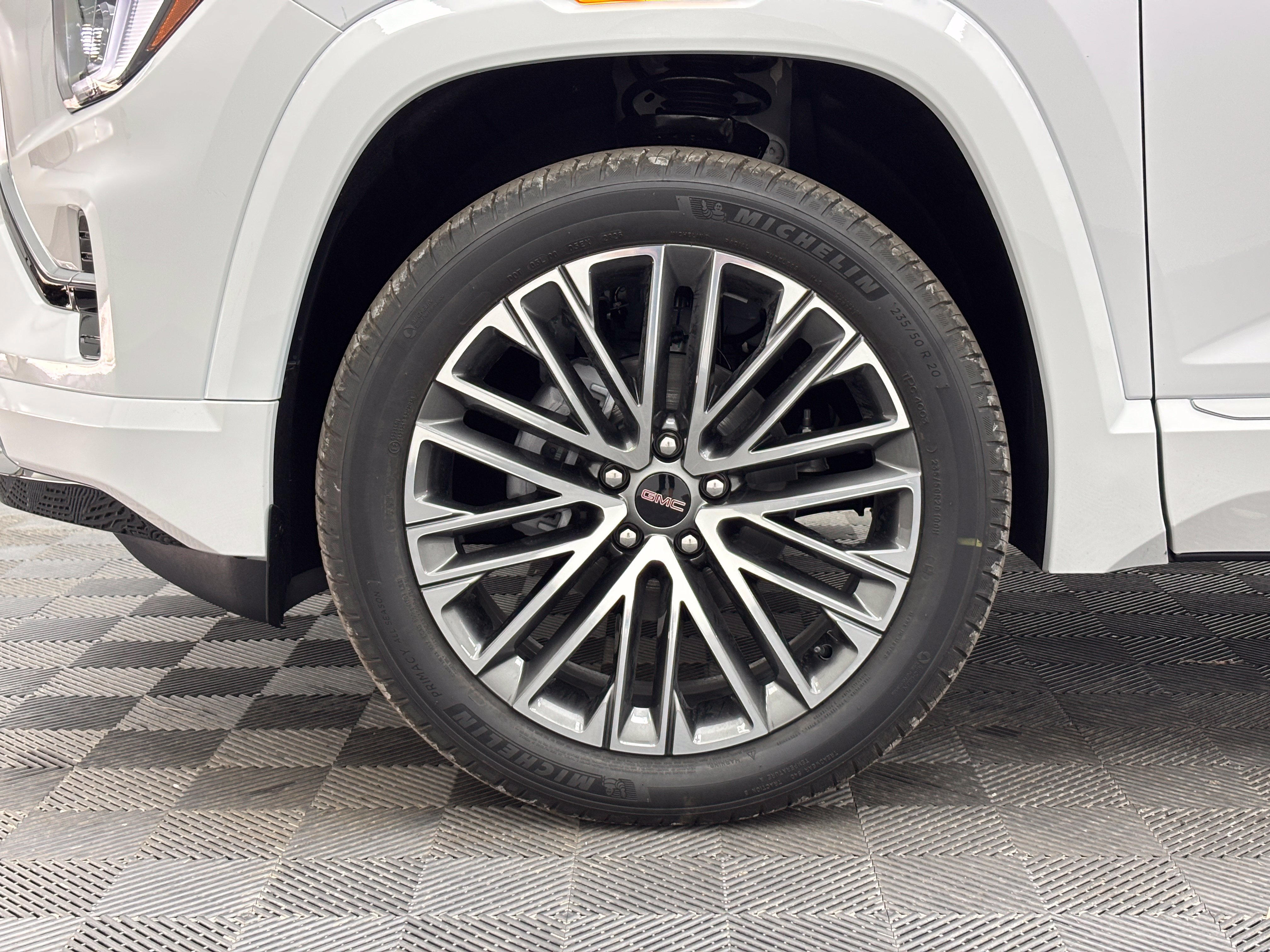 New 2027 GMC Terrain Denali AWD/4WD image 17