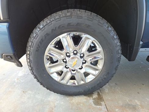 New 2026 Chevrolet Silverado 2500 High Country w/ Z71 Off-Road Package AWD/4WD image 72