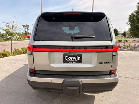 Used 2025 Lexus GX 550 w/ Accessory Package (2T) AWD/4WD image 8