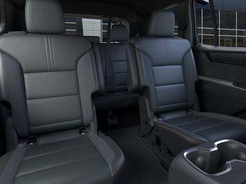 New 2026 GMC Acadia AT4 w/ Luxury Package AWD/4WD image 17