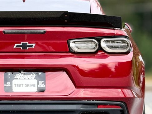 Used 2021 Chevrolet Camaro SS RWD image 17