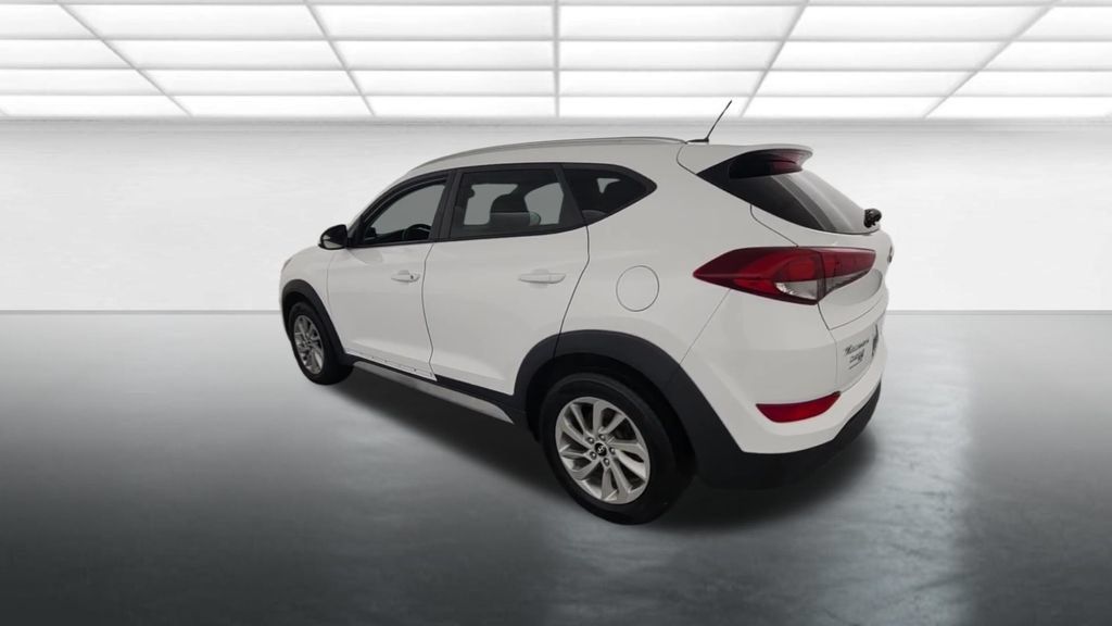 Used 2017 Hyundai Tucson SE w/ SE Popular Package 02 AWD/4WD image 6