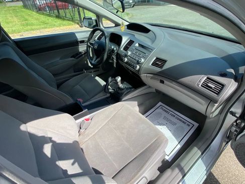 Used 2010 Honda Civic DX-VP image 13
