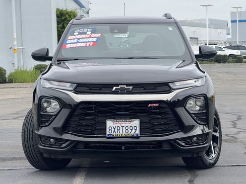 Used 2022 Chevrolet TrailBlazer RS image 2