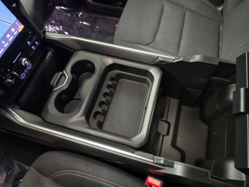 Certified 2025 RAM 1500 Big Horn AWD/4WD image 28