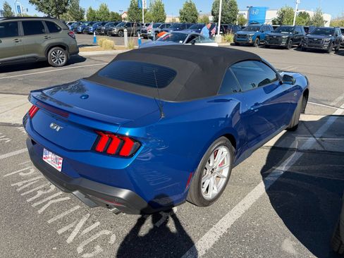 Used 2024 Ford Mustang GT Premium RWD image 3