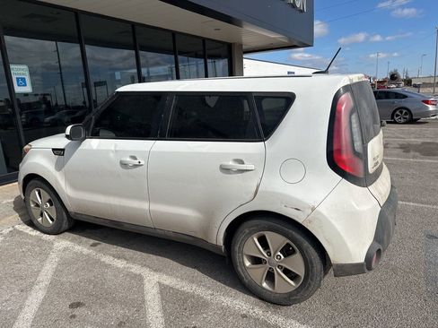 Used 2016 Kia Soul image 1