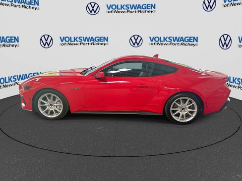 Used 2025 Ford Mustang GT Premium RWD image 11