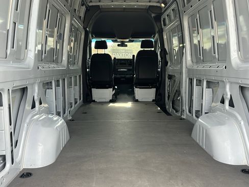 Used 2023 Mercedes-Benz Sprinter 2500 image 20