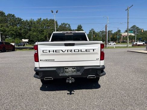 Used 2021 Chevrolet Silverado 1500 LT Trail Boss w/ Convenience Package II AWD/4WD image 6