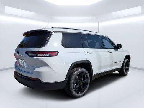 New 2026 Jeep Grand Cherokee L Limited RWD image 3