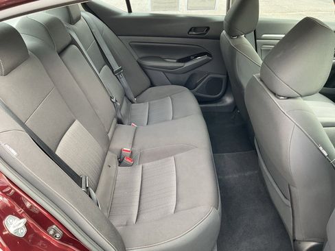 Used 2023 Nissan Altima 2.5 SV w/ SV Premium Package image 20