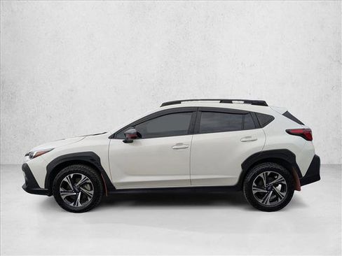 Used 2024 Subaru Crosstrek 2.0i Premium w/ Popular Package #4 image 9