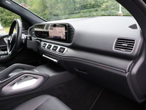 Certified 2025 Mercedes-Benz GLE 350 4MATIC image 11