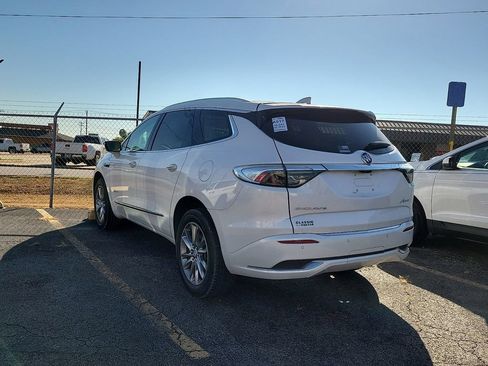 Used 2023 Buick Enclave Avenir FWD image 2