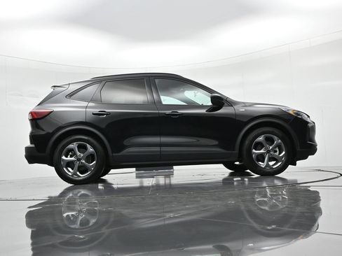 Certified 2025 Ford Escape ST-Line FWD image 25