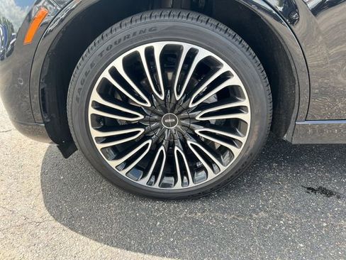 Certified 2024 Lincoln Aviator Black Label w/ Dynamic Handling Package AWD/4WD image 32