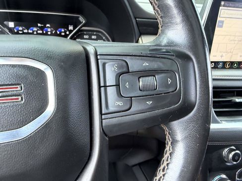 Used 2021 GMC Yukon XL AT4 w/ Rear Media and Nav Package AWD/4WD image 28
