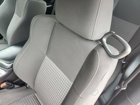 Used 2022 Dodge Challenger GT image 25