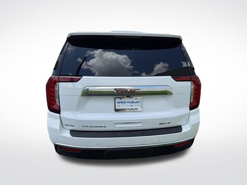 Used 2024 GMC Yukon SLT w/ SLT Luxury Package AWD/4WD image 9