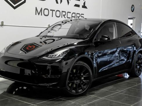 Used 2020 Tesla Model Y Long Range AWD/4WD image 8